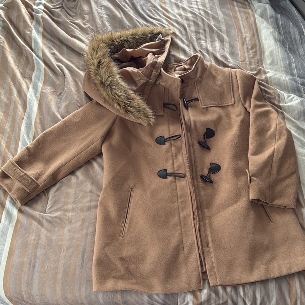 Women’s St. John’s Bay wool blend tan coat, detachable hood